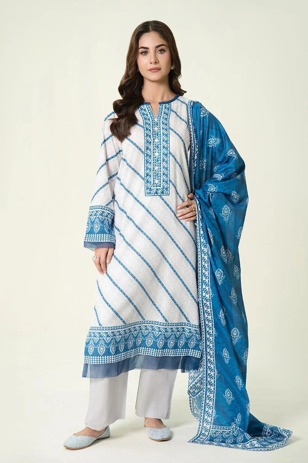 3PC Unstitched Printed Lawn Suit | KLA-3955